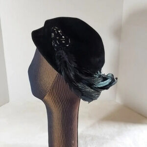 Vintage Black Velvet Velour Beaded with Raven Black Feathers Pillbox Hat‎